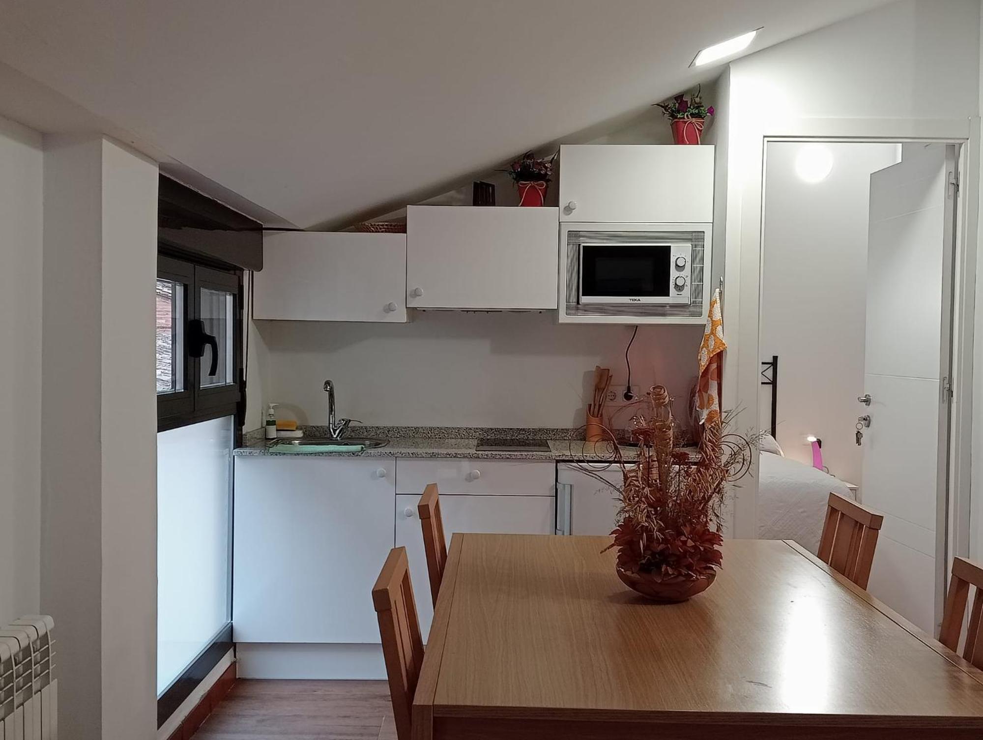 Apartamentos La Piedra En Pleno Centro Historico Con Dos Dormitorios Y Dos Banos Nájera Exterior foto