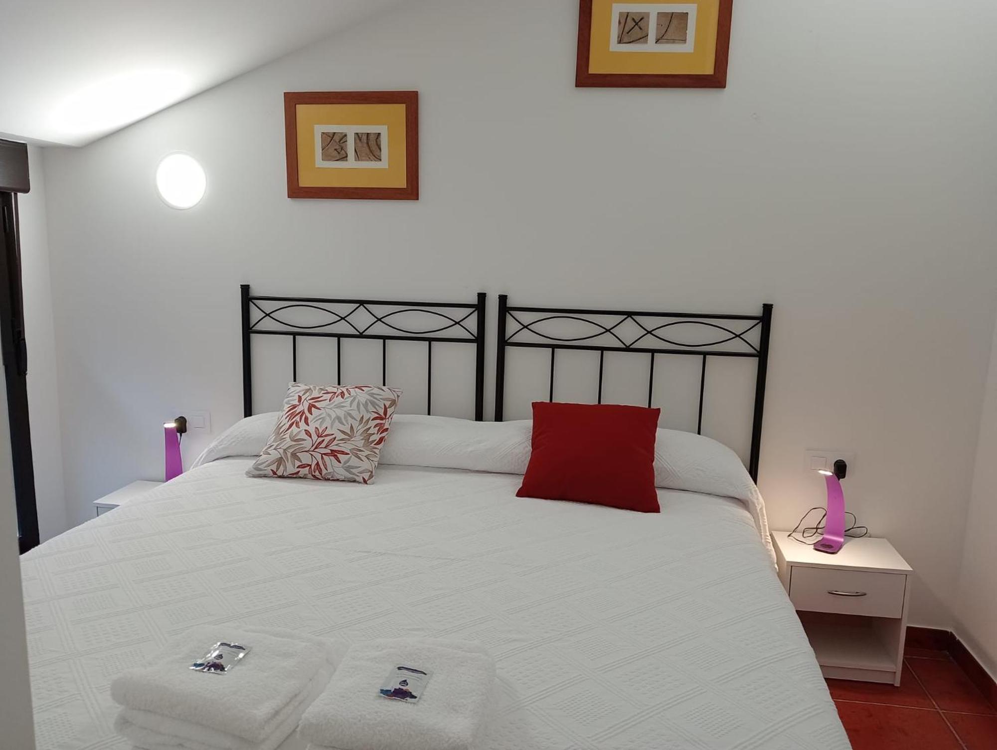 Apartamentos La Piedra En Pleno Centro Historico Con Dos Dormitorios Y Dos Banos Nájera Exterior foto